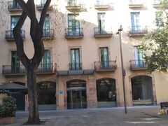 バルセロナで３泊する「ホテルサントアグスティ　Hotel San Agustin」です。
３つ星ホテルですが、口コミであまり評判が良くなかったのでとても不安だったのですが・・・。
