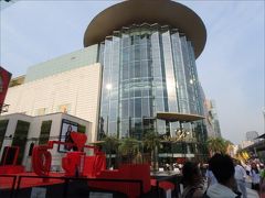 とりあえずなんとなく（とにかく暑いので）

サイアム パラゴンに入ることにしてみましたが、