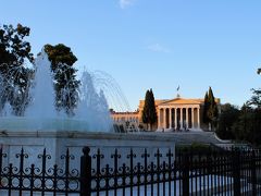 国立公園を抜けた先には、ザピオン国際展示場のあるザピオン公園が。