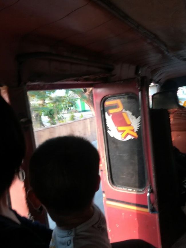 ドアは開けっ放しです。というか閉まらないようにロープで固定されてました。この状態で100キロぐらい出します(;・∀・)