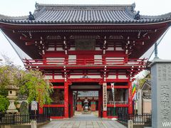 子安観音寺　三重県鈴鹿市寺家３丁目２－１２
伊勢神宮とも関係深いとされた子安観音を参拝し、餅より安い13文払って「すし」を食べています。

【旅日記】
伊勢しらこ子安観世音へまいる
すし 13