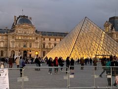 ルーヴル美術館