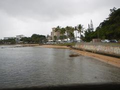 ル・ルーフを出るとまた雨が・・。
今日は１日雨模様なのかな。