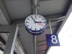 ミュンヘン中央駅からBMW博物館まで30分程度のようです。
なのでそんなに早起きの必要はありません（笑）
