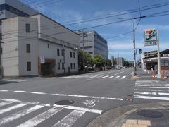 ●烏丸通＠地下鉄十条駅界隈

鞍馬口駅界隈の散策の後は、十条駅にやって来ました。