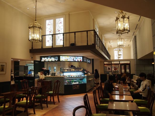 地下街にありますが、店内も落ち着いた素敵な雰囲気でした。