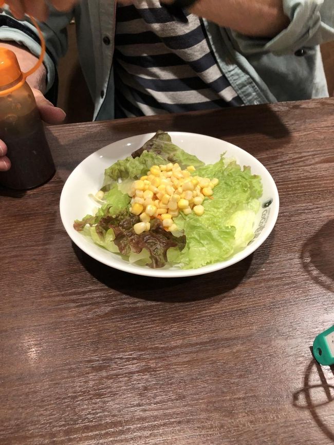 オヤジ殿がガッツく前にパシャリ。