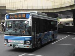 路線バスで偕楽園に行きます。
