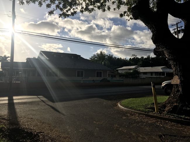 まだ日差しが強いです。<br /><br />壁に書いてある絵を取ったのですが<br />日光が強すぎで写っていません（笑）。