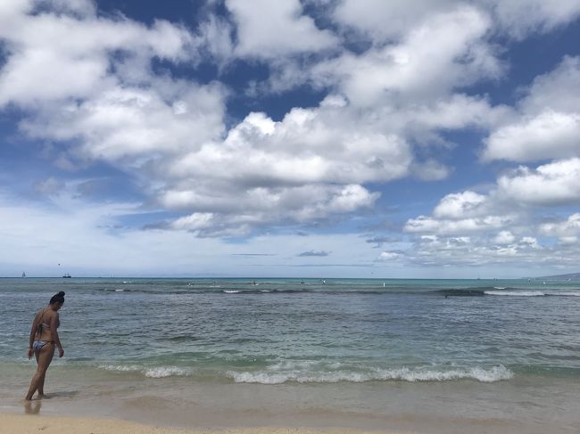 写真撮ってもらえますか？と<br />１人でいた外国人の女性。<br /><br />あ、私も外国人の女性か。