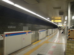 三田駅で　三田線に乗り換えます。