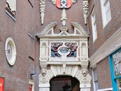 この博物館はもともと孤児院だったところを再利用して使われているとのことでした。

中に入ると、13世紀頃から現代に至るまでのアムステルダムの歴史についていろんな形で見ていけるようになっていました。