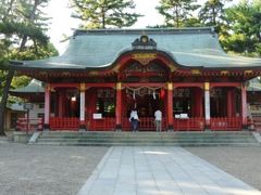 そして、せっかく近くまで来たので長田神社にも立ち寄りました。

ここの境内で突然足の甲にピキーンと痛みが走り、しばらく動けなかったのは内緒です。笑(←笑い事じゃない)
要するにあれです、普段いかに運動不足かってことです。
しばらく境内のベンチで休ませていただき、なんとか回復しました。




そして、おまけで鉄人28号を見に行きました！