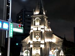 ふと見つけた教会は、台湾最古のカトリック教会らしい。
【メイ瑰聖母聖殿主教座堂】聖ロザリオ大聖堂
