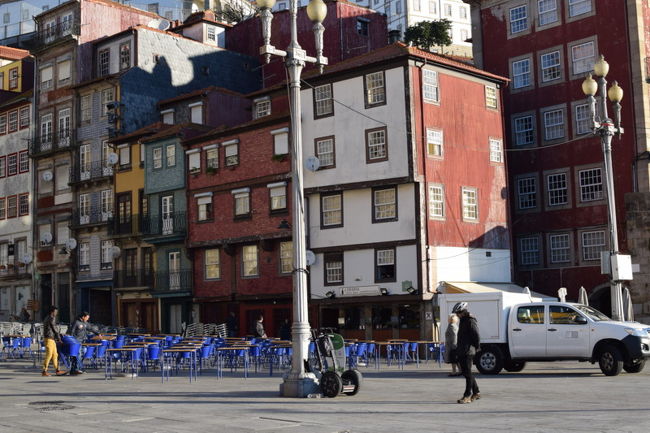 9:30 スタート<br />ヘルメットつけて<br />乗り方を教わる<br />ブレーキやアクセルはない<br />体重を前にかけると加速<br />体重を後ろにかけると停止