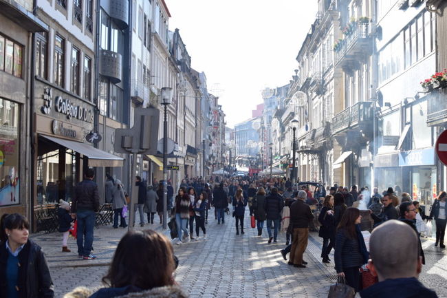 ガイドのシド君。<br />歴史を勉強して高校の先生になったけど<br />やめてこのビジネスしてるそうで<br />4年目だとか。