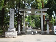 國領神社から甲州街道を西へ10分ほど歩くと布多天神社です。