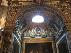 先に聖ヨハネ大聖堂美術館へ

カラヴァッジォの
「洗礼者聖ヨハネの斬首」
