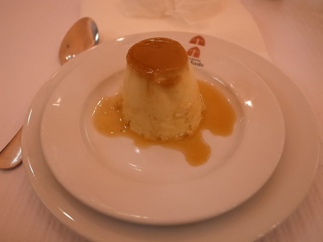 そしてデザートはフラン　うまし◎<br />ビールとあわせて　?60なり　<br />うーーん、ポルトに比べるとやっぱり高い！<br />そんでもって<br />チョイス失敗？<br />何かが足りないというか普通すぎて<br />満足度30％　