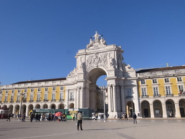 ゴージャスな門