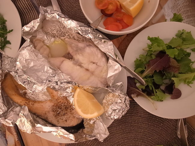 サーモン、えびとあさりのドリア風<br />白いのはハタ<br /><br />おいしゅうございました◎