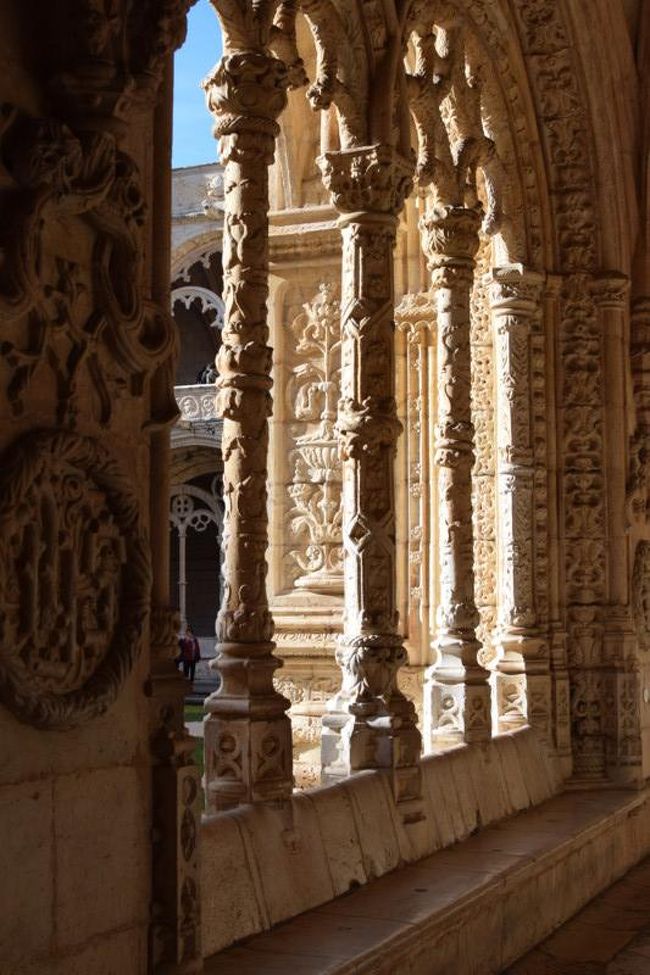 こりにこっています。