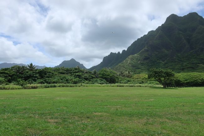 ビーチのすぐにそばには山がそびえる面白い地形。<br />ドローン飛ばしてみました。<br /><br />https://youtu.be/gX8_a0bMyPI