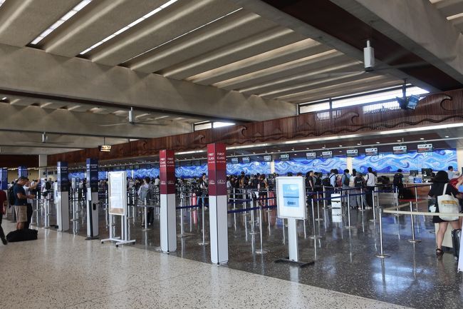 空港に到着、<br />帰国便はビジネスクラスを楽しみながら。<br />新設のANAラウンジも楽しんでみます。<br />その様子はこちらにて。<br />https://4travel.jp/travelogue/11499241<br /><br />動画をまとめて観たい方はこちらからどうぞ<br />https://www.youtube.com/playlist?list=PLISH7Rr1ETDZXIukBIRRkZznrDxaQ9tjh<br />