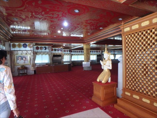 その帰る途中、２階フロアの左奥の片隅で目に留まった、