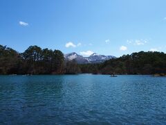 山下るとさらに晴れて来たんで五色沼を見に行きましたっ