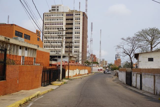 人がほとんど歩いていません。<br /><br />やはりちょっと怖いです。