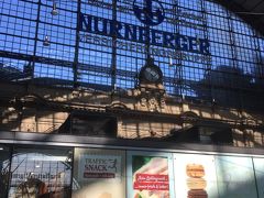 フランクフルト中央駅に到着です。

時刻は16時20分。