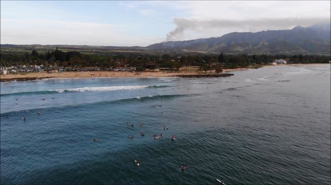 日没間近ということもあって青い海は見れなかったけど、たくさんの人で賑わっていた。<br /><br />https://youtu.be/oNaMTP42ZCI