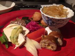 さて夕食は祇園にある「青冥(ちんみん)」

コース料理を注文
落ち着いていて、お味もおいしかった
