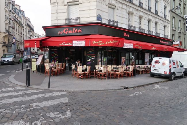 「パリの街角・オレンジ色のカフェ」 パリの街角・オレンジ色のカフェ」 パリのカフェカルチャーに