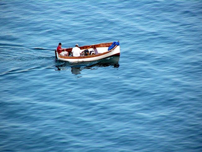 早朝のブリティッシュ・ホテルからのグランド・ハーバーの眺めです。