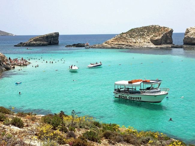 こんな感じの入り江で自由時間です。