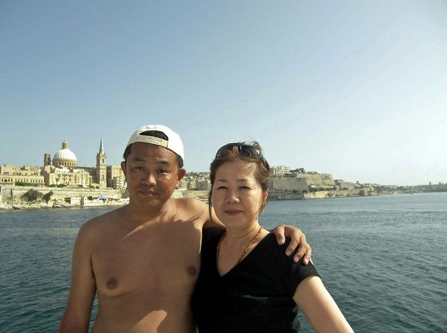 入港の前に記念写真を撮っておきます。