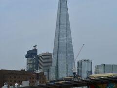 シャード。ヨーロッパで最高のビルだとか。ロンドン塔の対岸にある