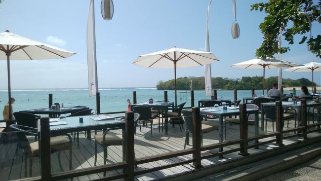 海沿いのレストラン<br />サテリア・タパスバー