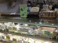 そのCARAVELのプロから教えてもらったのが、こちらのチーズマーケット(in すすきの)。
実はここも、札幌滞在中に２度足を運んだお店です。