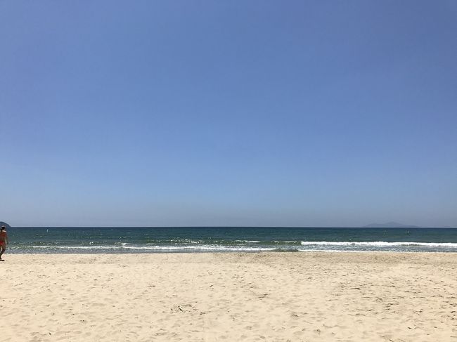 3日目！<br />また快晴。暑いしまた海へ。