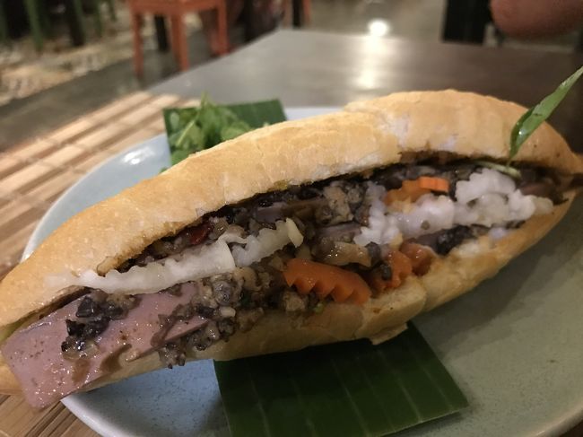 バインミー好きー。