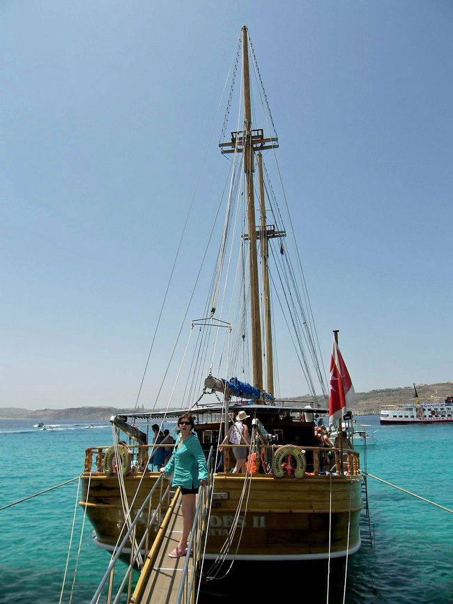 コミノ島のブルーラグーンともそろそろお別れです。