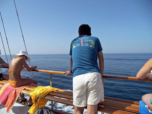 この頃はユニクロのコラボＴシャツが出始めたころで、毎年買い求めていました。