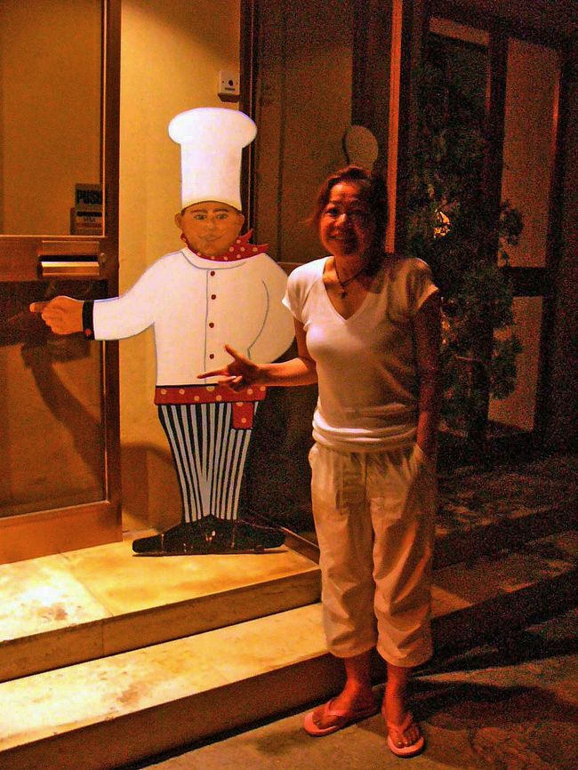 グランドハーバーホテルを曲がればブリティッシュホテルです。