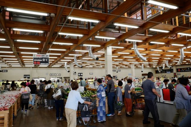湾岸道路を利用して大府のげんきの郷でお買い物タイムです<br />地元の野菜や漬け物また「魚太郎」もあり魚を買う方もたくさんいました