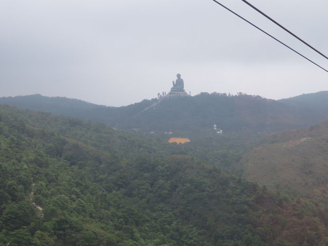 やっと大仏様が見えてきました。