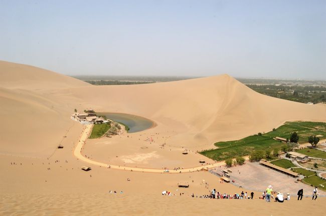 中国 シルクロード ４ 砂漠のオアシスに梅の花 鳴沙山で悠久の風に吹かれて 敦煌 後編 敦煌 中国 の旅行記 ブログ By Bell Sanさん フォートラベル