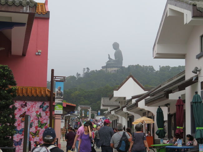 とりあえず、この距離から大仏様を眺めます。<br />大仏様には行けなかったけど、ビレッジでおやつや食事などで楽しみます<br />
